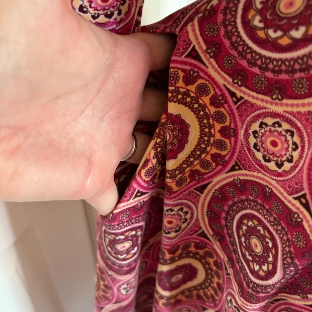 Agnes & Dora size Large Pink Patterned Midi Dress with Pockets - Picture 7 of 9